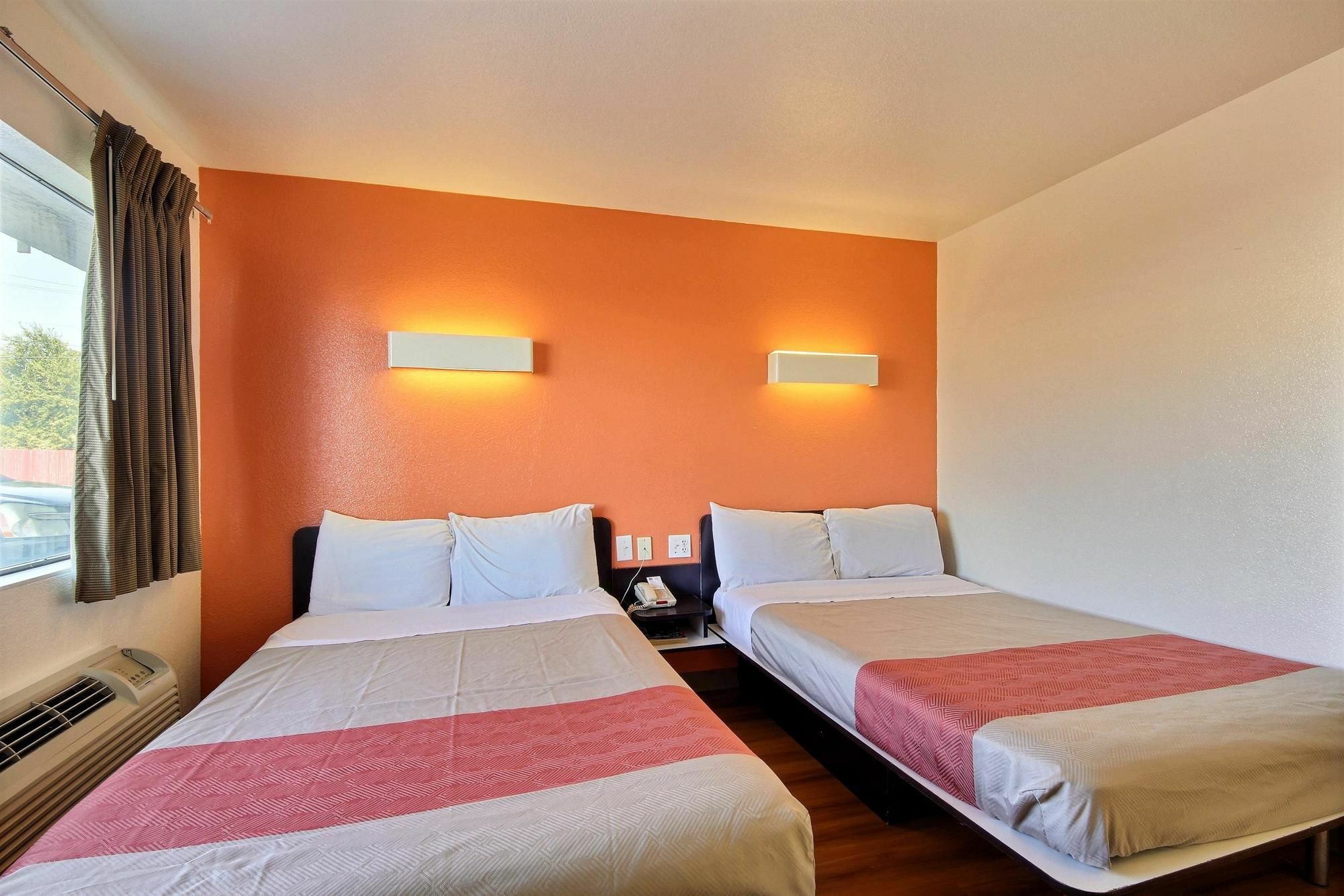 Motel 6-Laredo, Tx - South Экстерьер фото